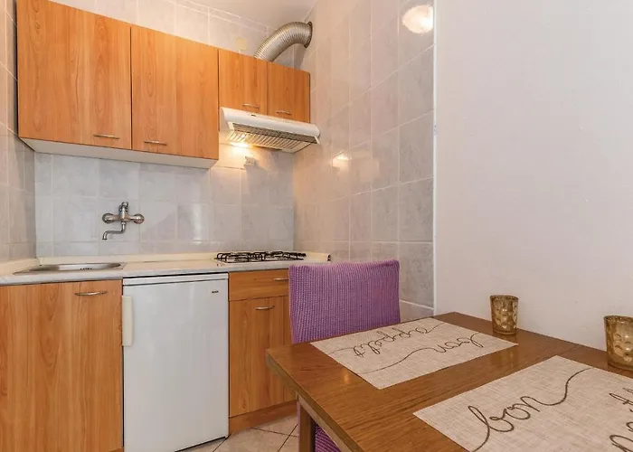 Apartament In *