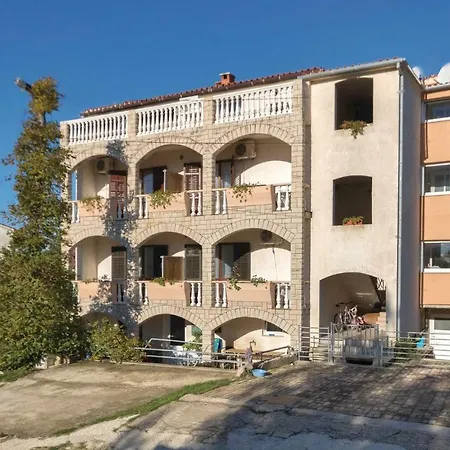 Apartament Beautiful In With Kitchen *